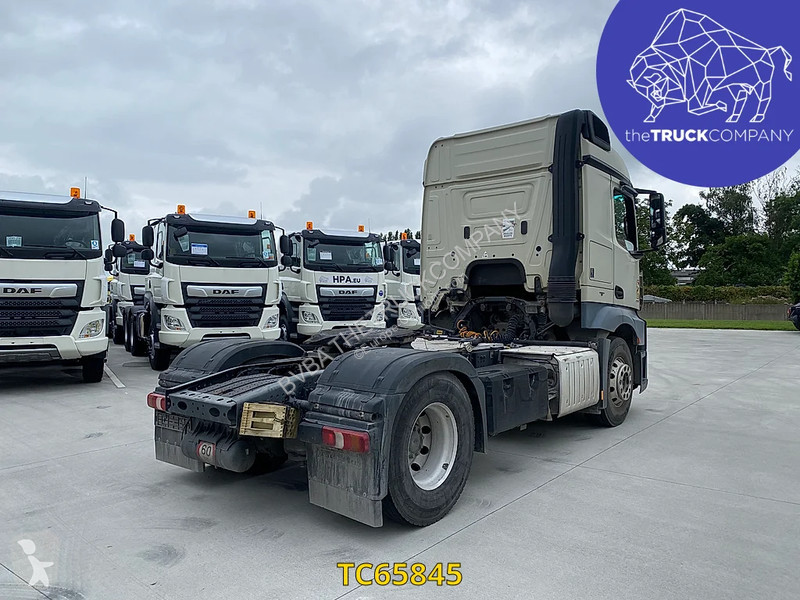 Traktor Mercedes 1843