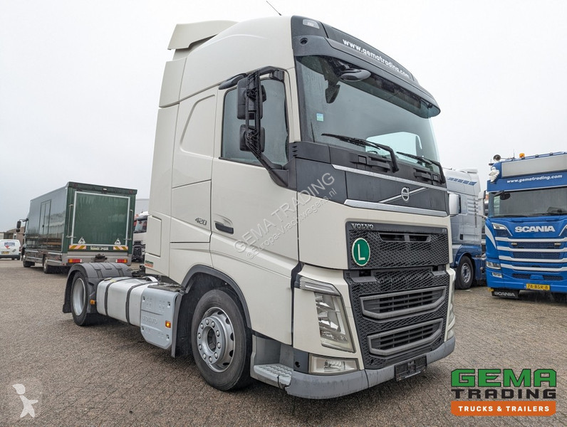 Tahač Volvo 0 4x2 Euro6 0 4x2 Globetrotter...
