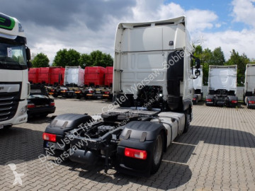 Cabeza tractora DAF