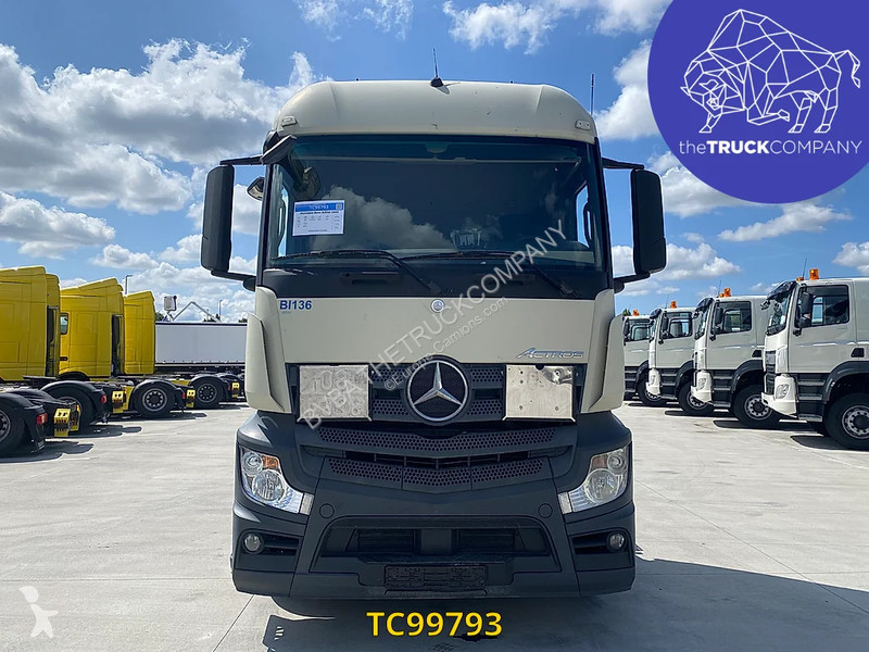 Traktor Mercedes 1843