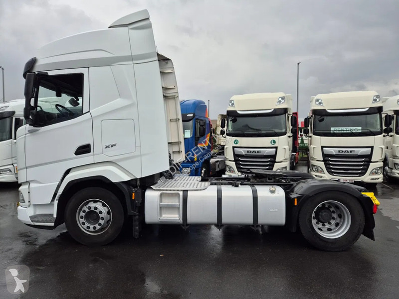 Trekker DAF 480 FT NGD , different location :...