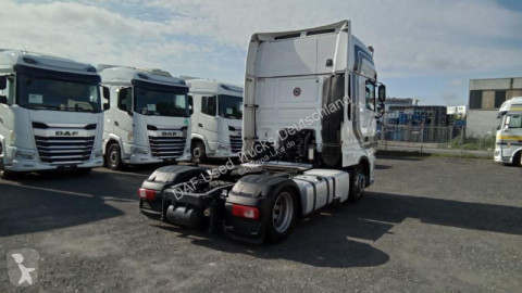 Traktor DAF XF 480 FT LOW DECK 4X2