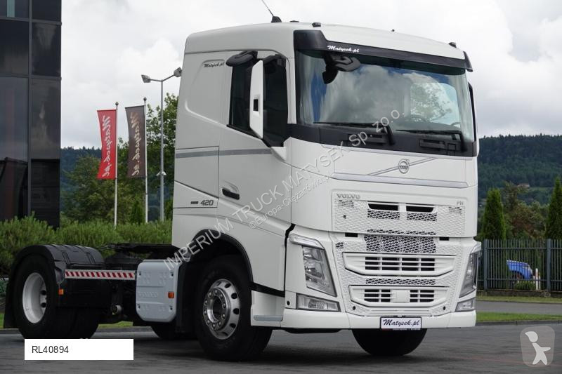Tractor Volvo 420 / 13 L / PEŁNY ADR / 2017 ROK...