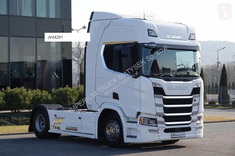 Tahač Scania 450
