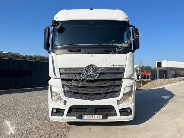 Traktor Mercedes