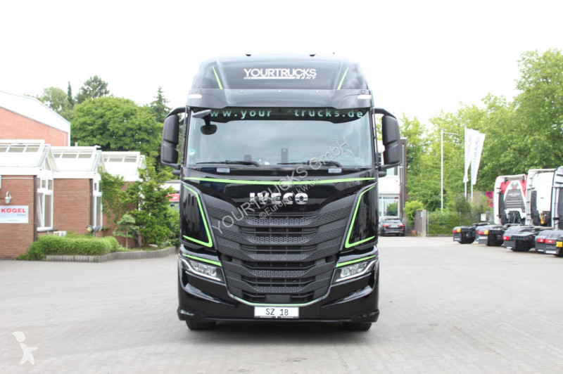 Tahač Iveco   S-Way 480 Retarder  Standklima...
