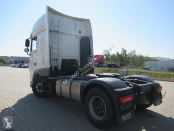 Cabeza tractora DAF