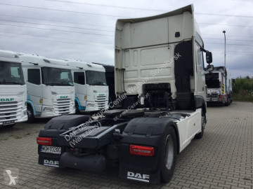 Cabeza tractora DAF