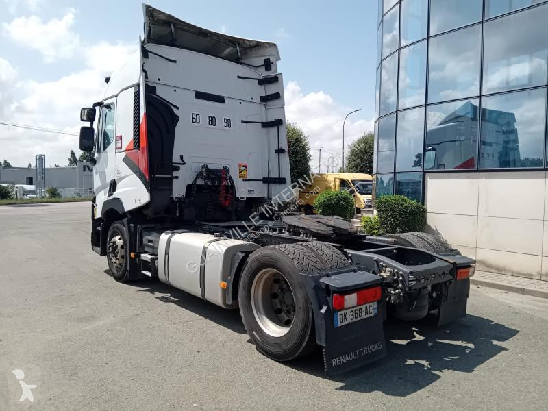 Traktor Renault 460 Gamme T