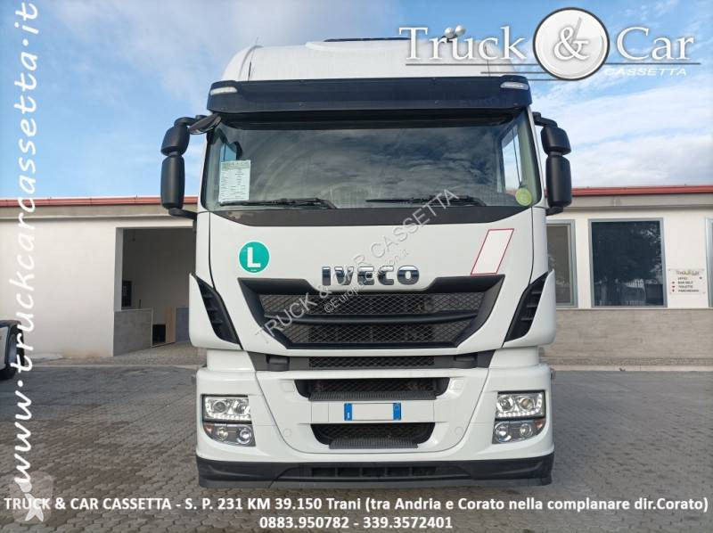 Traktor Iveco