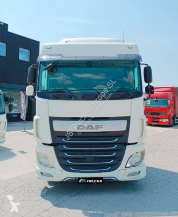 Tracteur DAF