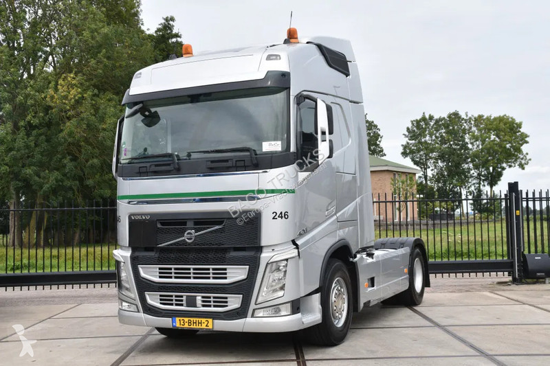 Trekker Volvo 420 Globe 4x2 - ADR FL - 766 TKM...
