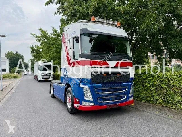 Tahač Volvo 500 Globetrotter XL / 2 x Tank /...