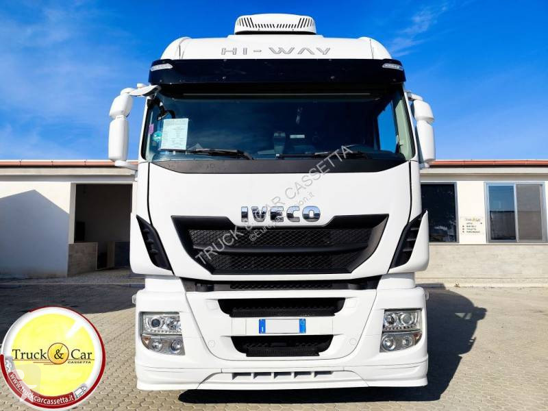 Traktor Iveco
