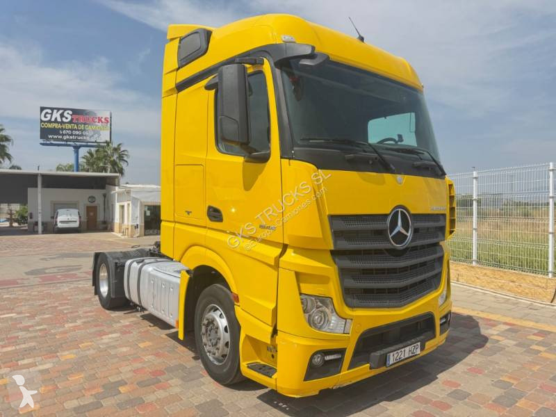 جرار Mercedes