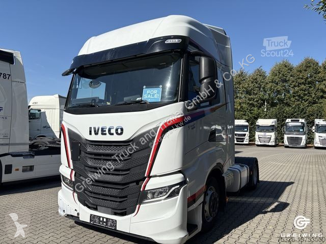 Traktor Iveco AS440S46T/FP LT