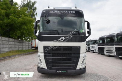 Cabeza tractora Volvo