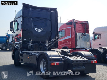 Traktor Mercedes