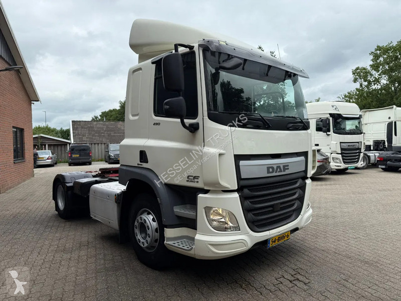 Traktor DAF 290 4x2 Dag cabine 649.535 KM Airco...