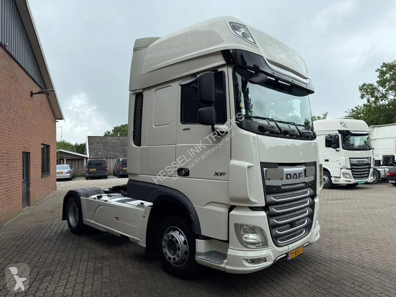Trekker DAF 480 SSC Super Space 2x tank LED...