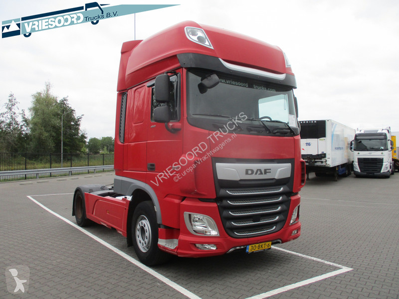 Traktor DAF 450