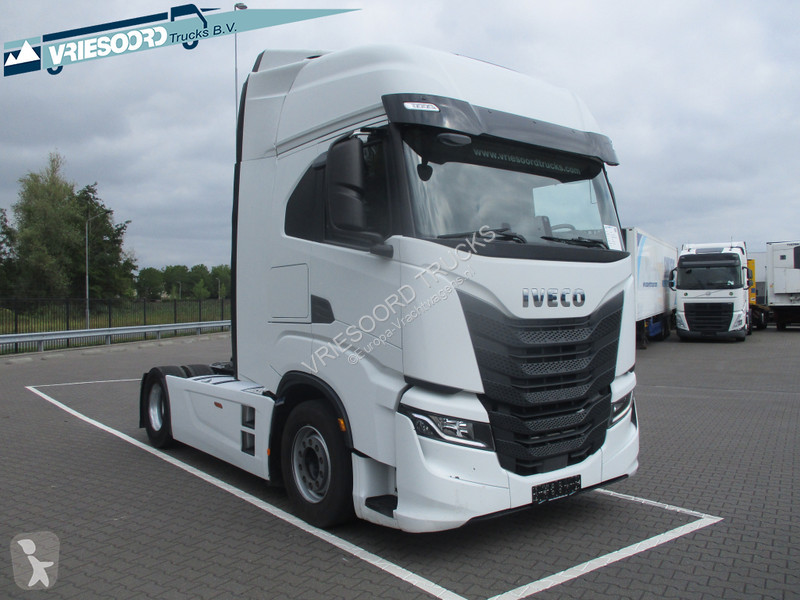 Traktor Iveco S-way 460 PK
