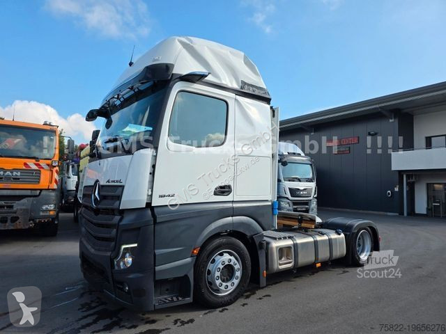 Trekker Mercedes 1842 / NEU - 0KM / Mega / Unfall