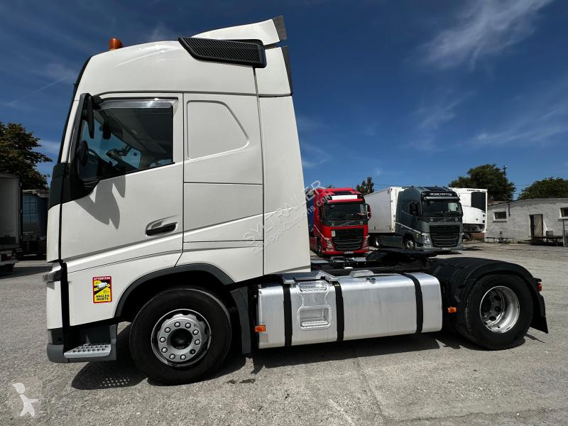 Traktor Volvo 500