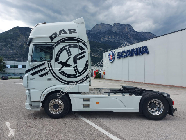 Tracteur DAF XF 530