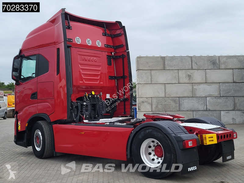 Trekker Iveco S-Way 570 4X2 Retarder Standklima...