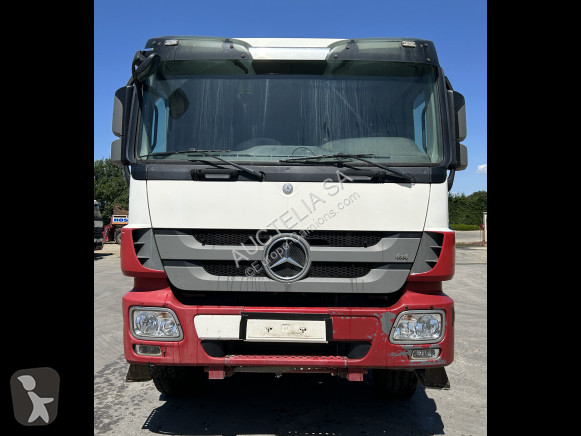 Tracteur Mercedes 2046 AS