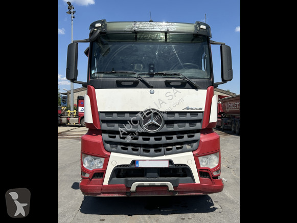 Tracteur Mercedes 1845 LS