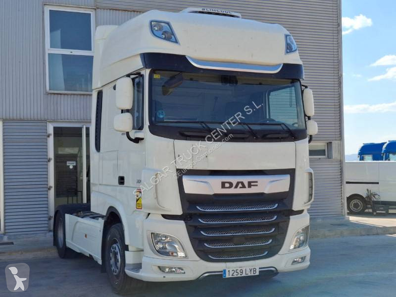 Traktor DAF