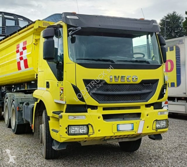 Tractor Iveco TRAKKER