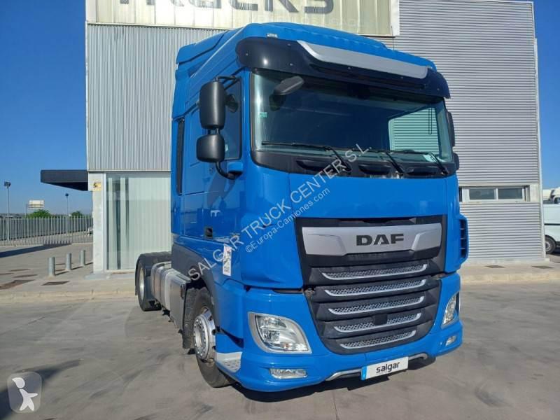 Cabeza tractora DAF