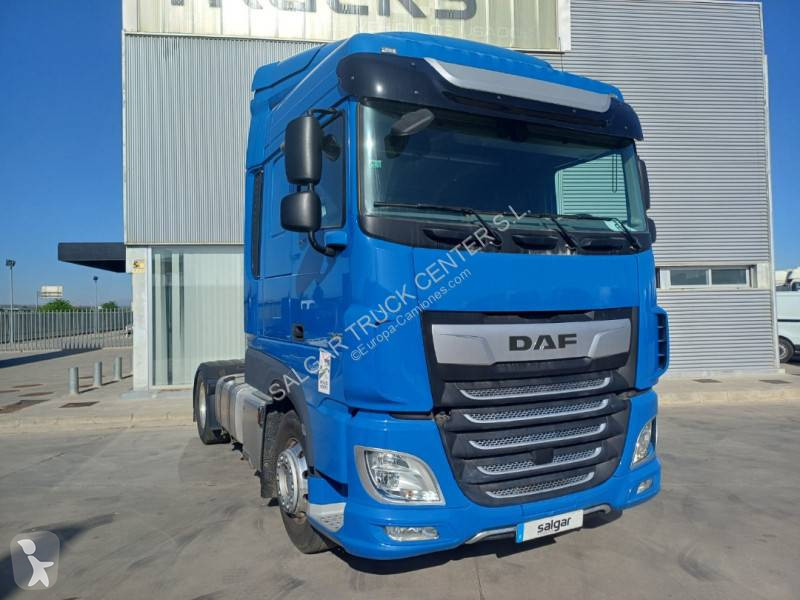 Cabeza tractora DAF