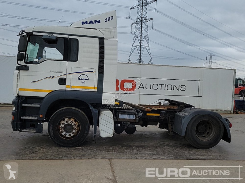 Tracteur MAN TGA18.390