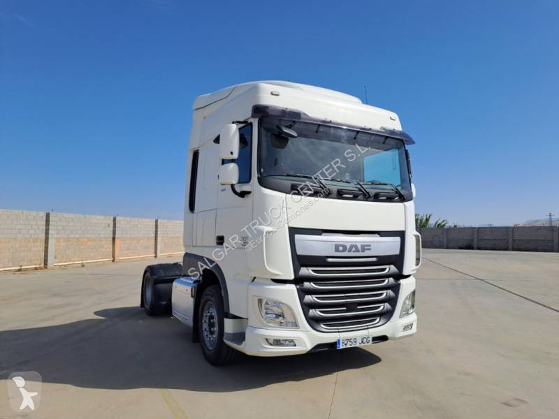 Tracteur DAF