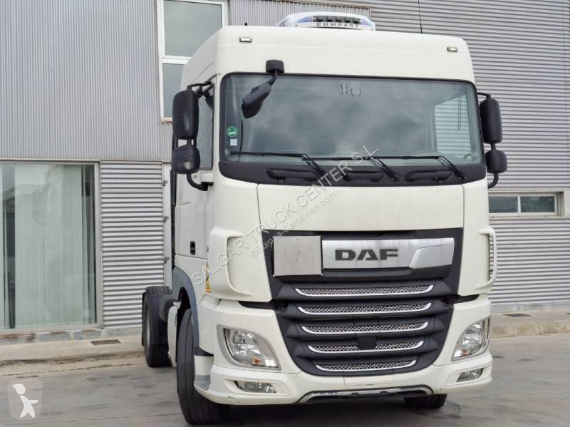 Tracteur DAF