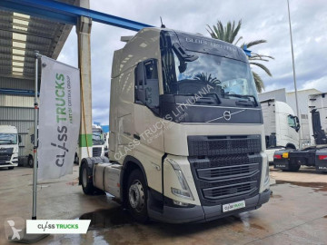 Cabeza tractora Volvo