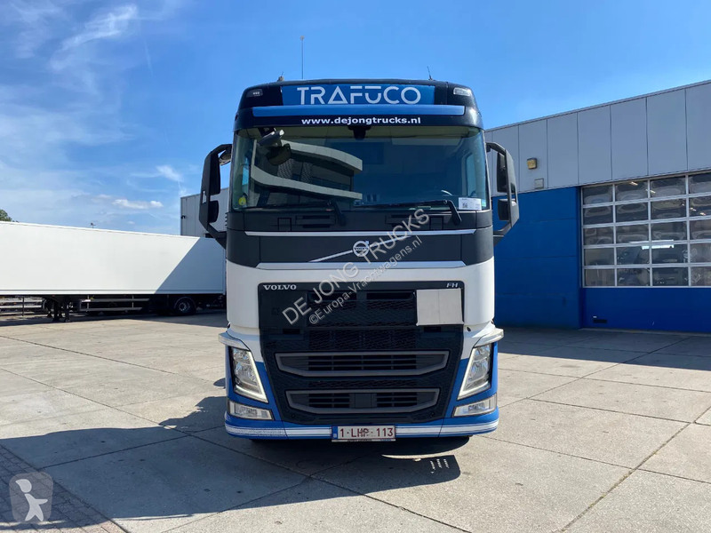 Tahač Volvo 13420 Globetrotter / ADR + PTO /...