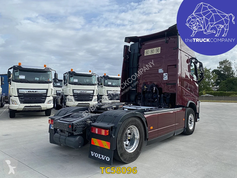 Traktor Volvo 500