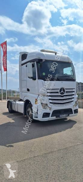 Traktor Mercedes