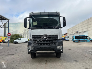 Cabeza tractora Mercedes nueva