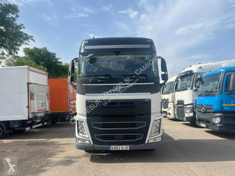 Traktor Volvo 460 Globetrotter