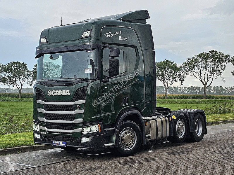Traktor Scania 6X2/2 LED RETARDER