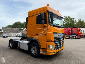 Traktor DAF