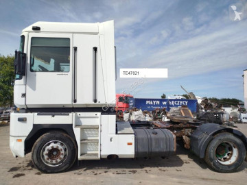 Traktor Renault Magnum 440
