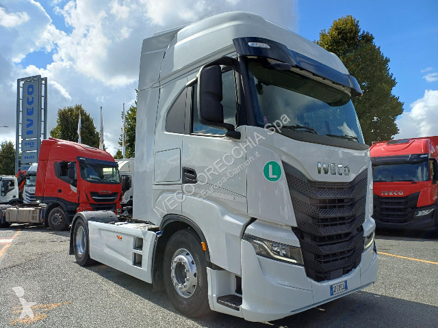 Tractor Iveco S-WAY AS440S51T/P ADR