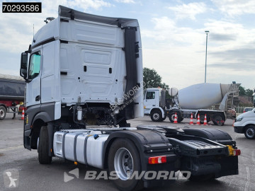 Traktor Mercedes